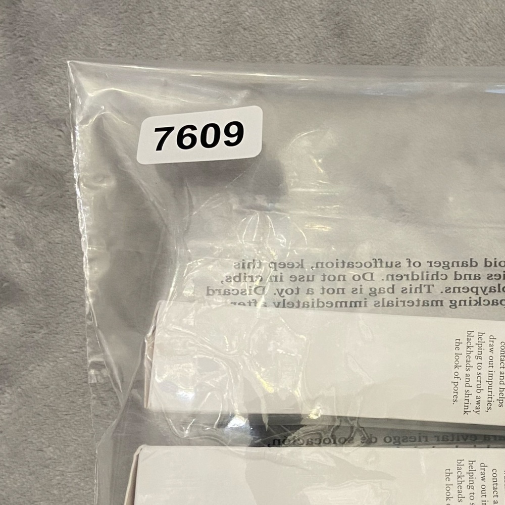 New! TWO philosophy purity made simple pore extractor clay masks 27609 - Picture 8 of 14